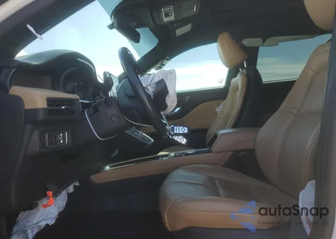 2021 Lincoln Corsair Reserve z USA, uszkodzony, nr VIN 5LMCJ2D96MUL21210